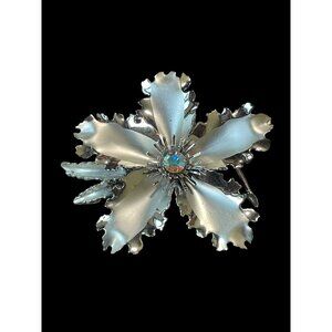 Vintage Silver Tone Aurora Borealis Rhinestone Center Flower Fashion Brooch Pin